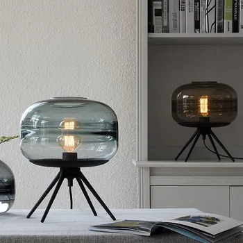 Põhjamaade lihtne käsitsi puhutud kunsti lamp loominguline klaasist, lambi varju läbipaistev magamistoas voodi kõrval laua lamp